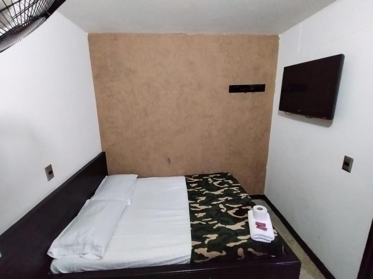 Hotel Country Медельин Экстерьер фото